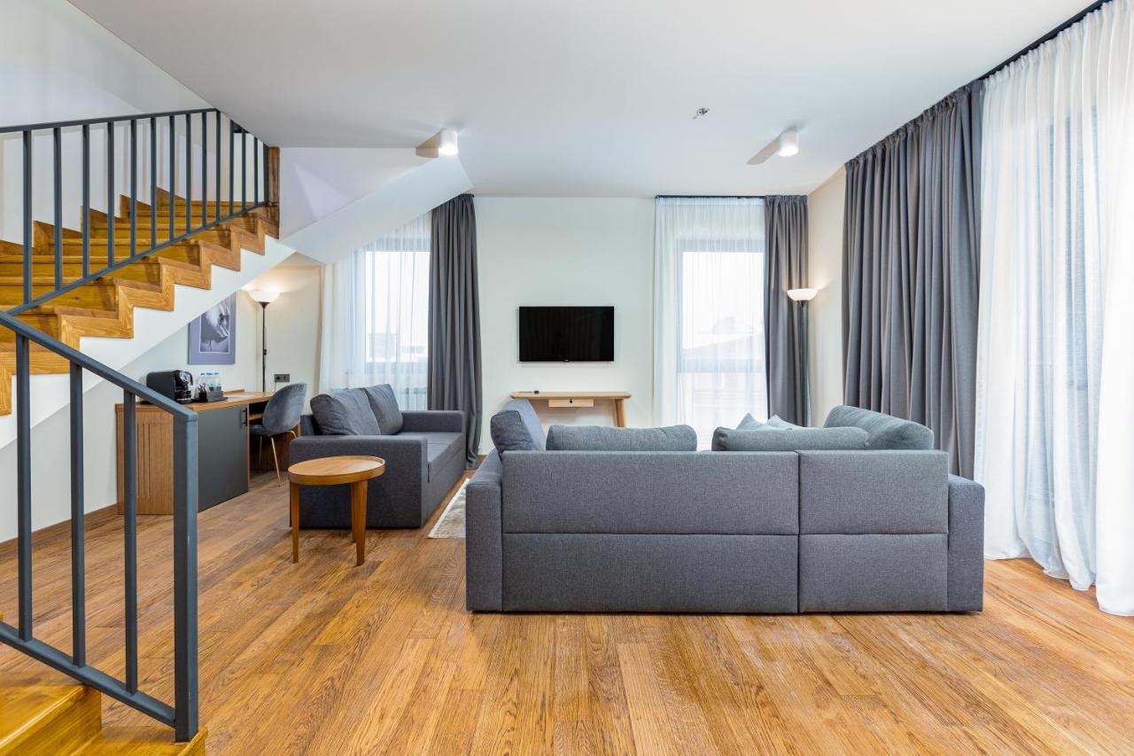 Gudauri Lodge Екстериор снимка Laminate flooring
